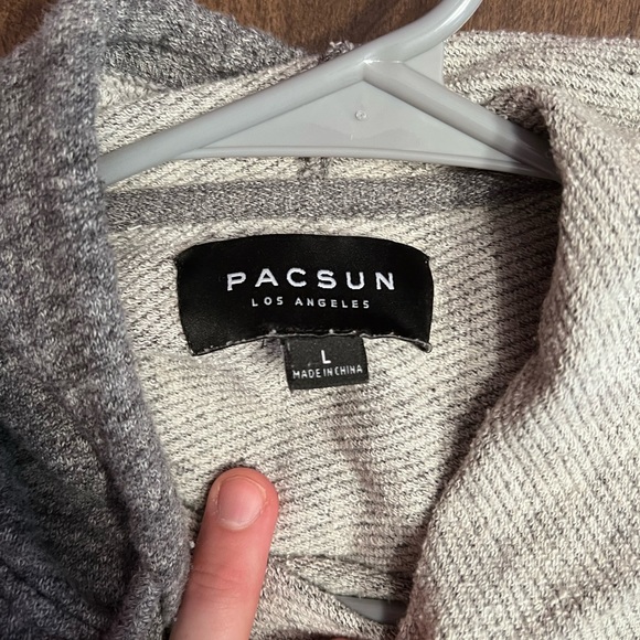 Pacsun side zip sweatshirt. Never worn - Picture 3 of 3